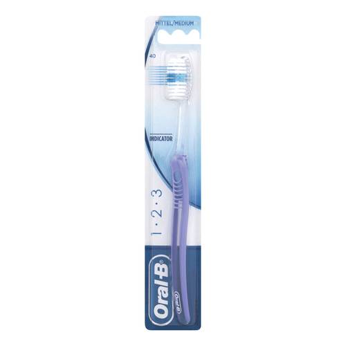ORAL-B Spazzolino Denti 123 Indicator Testina 40 Medio